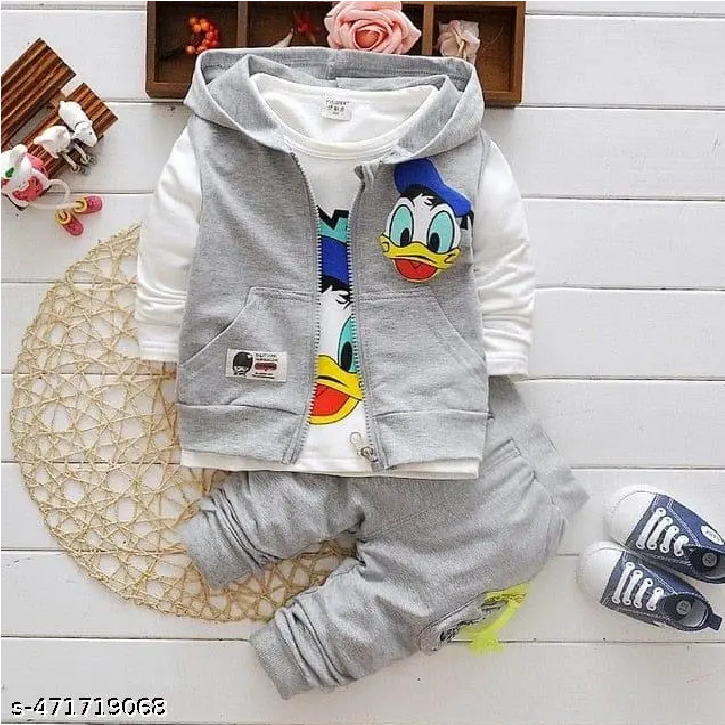 Grey Printed Hosiery T-Shirt And Pant For Kids